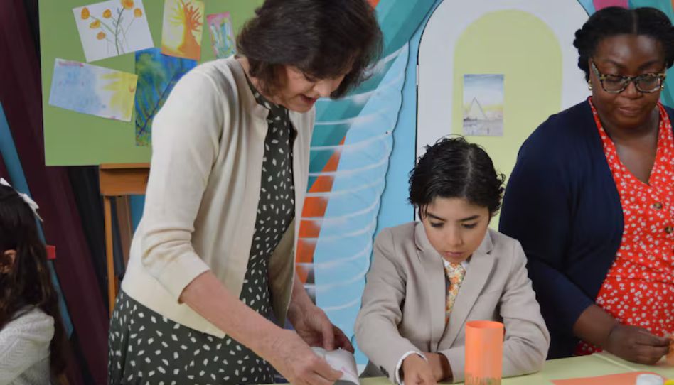 De amigo para amigo serviço, Primária