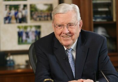 O que o presidente Ballard aprendeu sobre felicidade ao conversar com homens ricos